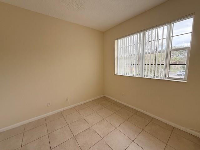 671 Cypress Lake Boulevard D, Pompano Beach, FL 33064