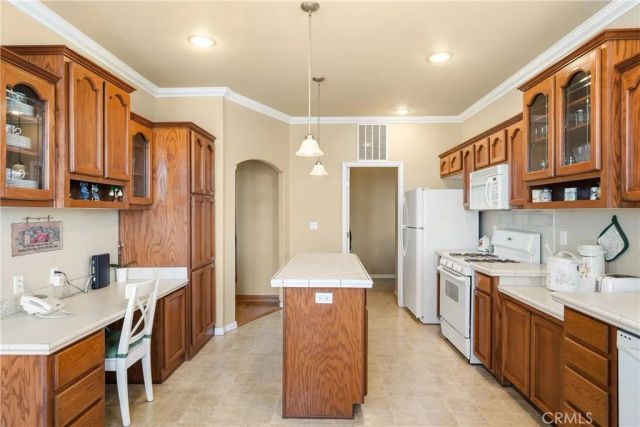 1245 W Cienega 212, San Dimas, CA 91773