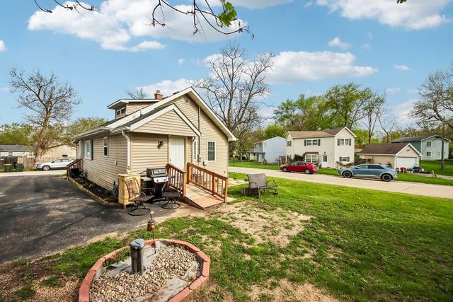 316 Lily Lane, Lakemoor, IL 60051