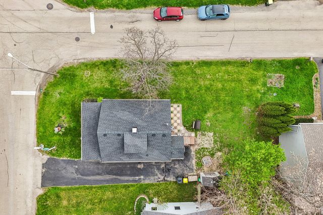 316 Lily Lane, Lakemoor, IL 60051