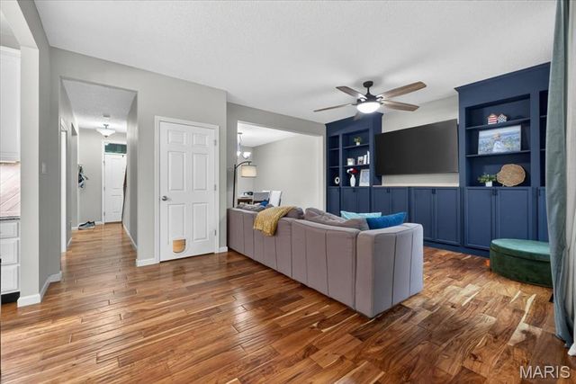 3513 Barter Street, St Charles, MO 63301