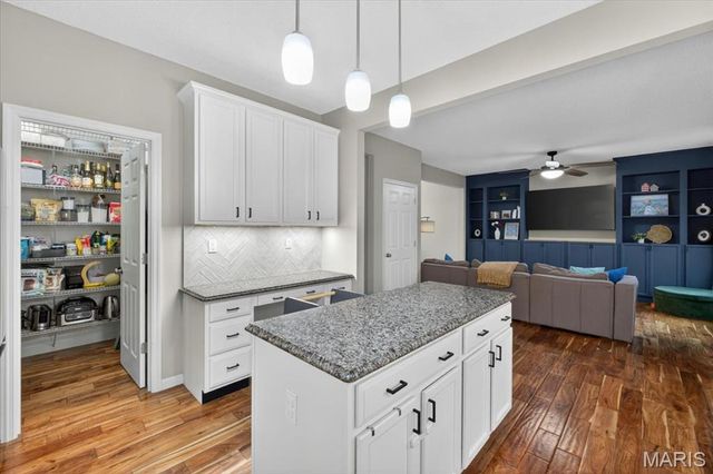 3513 Barter Street, St Charles, MO 63301