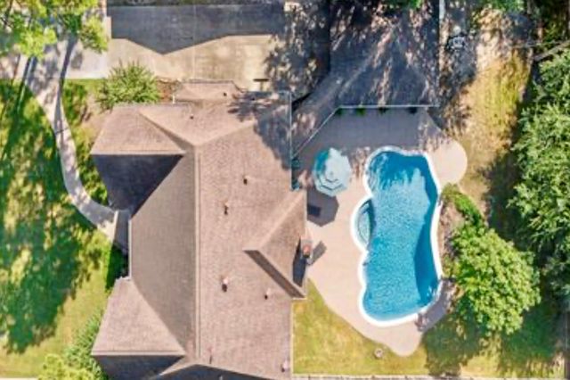 17615 Champion Forest Drive, Spring, TX 77379