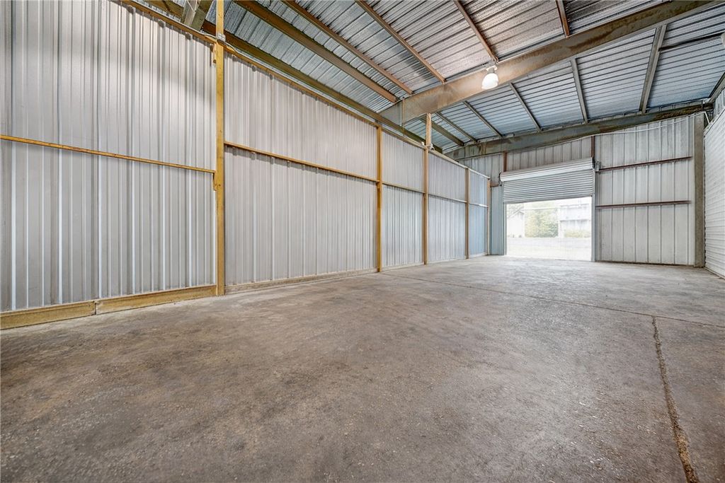 307 East Alamo Street, Brenham, TX 77833 — photo 3