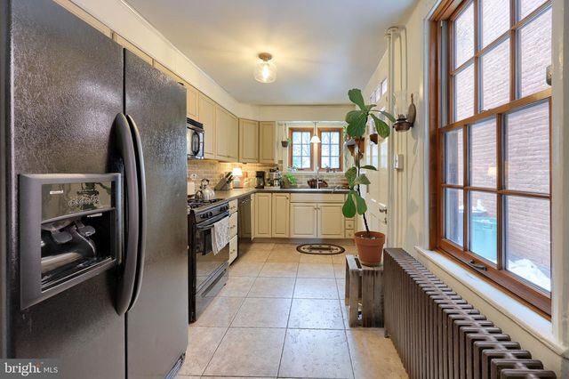 312 E ORANGE ST, Lancaster, PA 17602