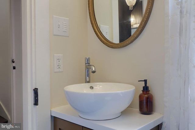 312 E ORANGE ST, Lancaster, PA 17602