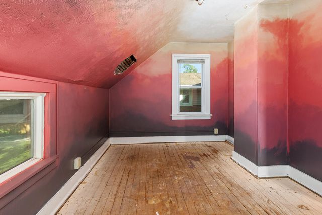 834 Adams Street SE, Grand Rapids, MI 49507
