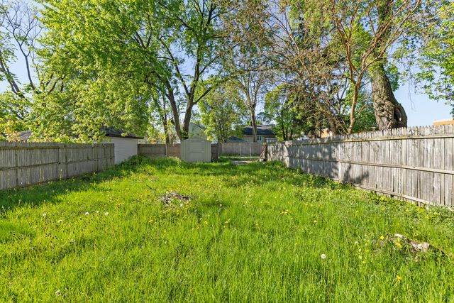 834 Adams Street SE, Grand Rapids, MI 49507