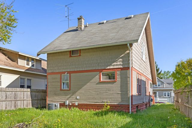 834 Adams Street SE, Grand Rapids, MI 49507