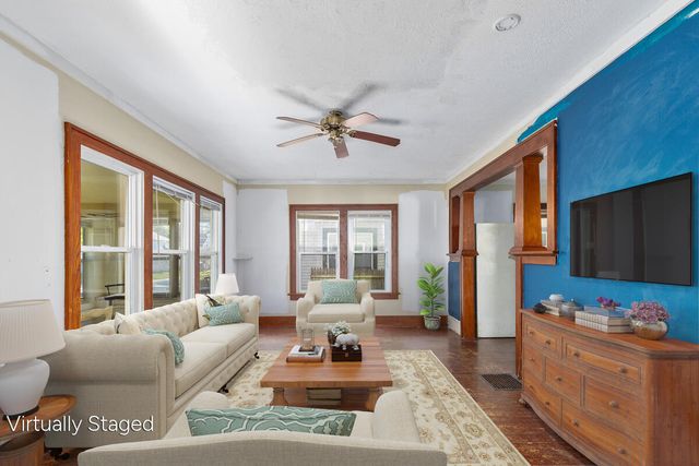 834 Adams Street SE, Grand Rapids, MI 49507