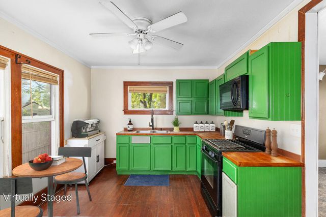 834 Adams Street SE, Grand Rapids, MI 49507