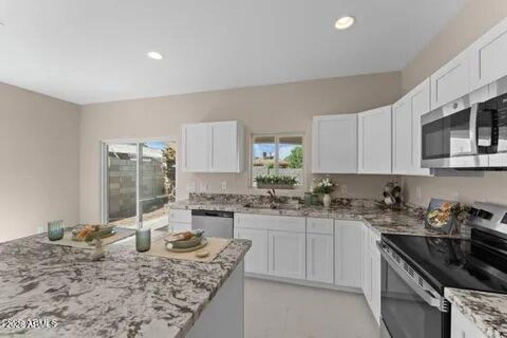 Image 12 of property listing at 414 E Eason Avenue, Buckeye, AZ 85326