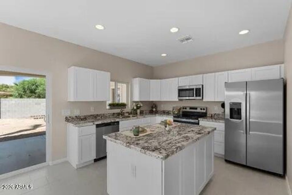 Image 9 of property listing at 414 E Eason Avenue, Buckeye, AZ 85326