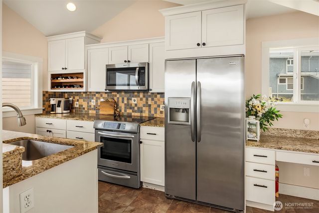 2271 Eastpoint Road, Langley, WA 98260