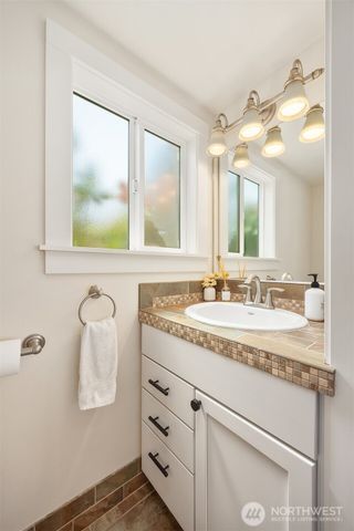 2271 Eastpoint Road, Langley, WA 98260