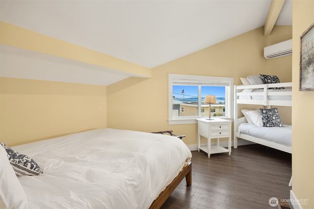 2271 Eastpoint Road, Langley, WA 98260