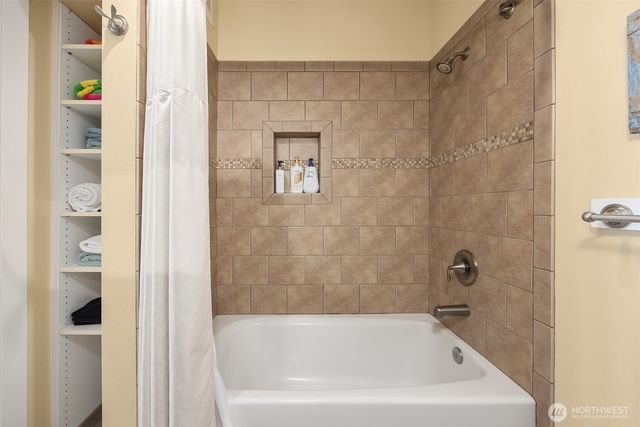 2271 Eastpoint Road, Langley, WA 98260