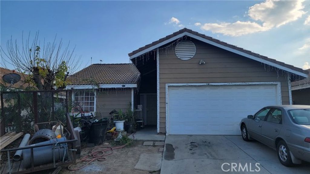 311 Red Pine Place, Perris, CA 92570