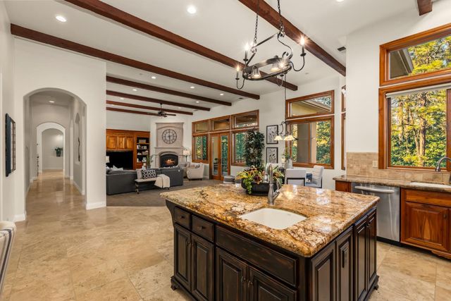 1306 Shady Tree Ln, Meadow Vista, CA 95722