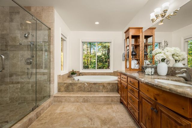 1306 Shady Tree Ln, Meadow Vista, CA 95722