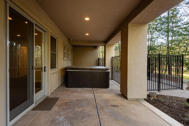 1306 Shady Tree Ln, Meadow Vista, CA 95722