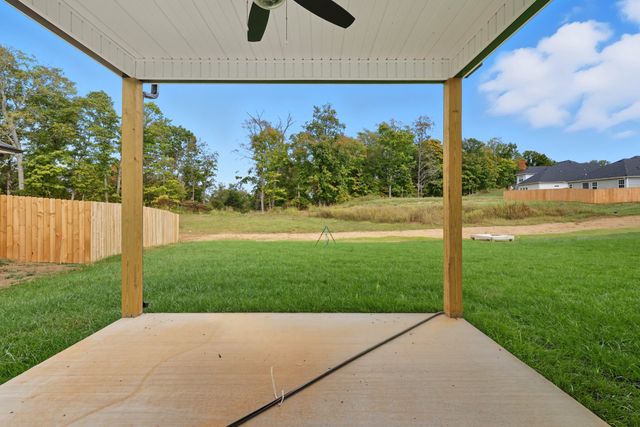 520 Ayden Ln, Clarksville, TN 37042