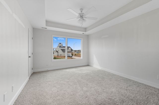 520 Ayden Ln, Clarksville, TN 37042