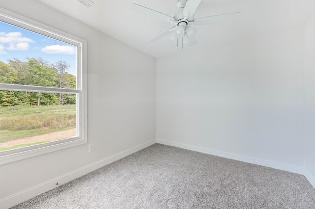 520 Ayden Ln, Clarksville, TN 37042