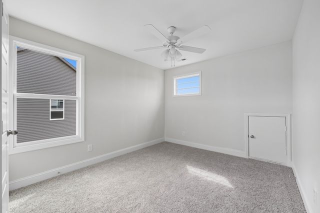 520 Ayden Ln, Clarksville, TN 37042