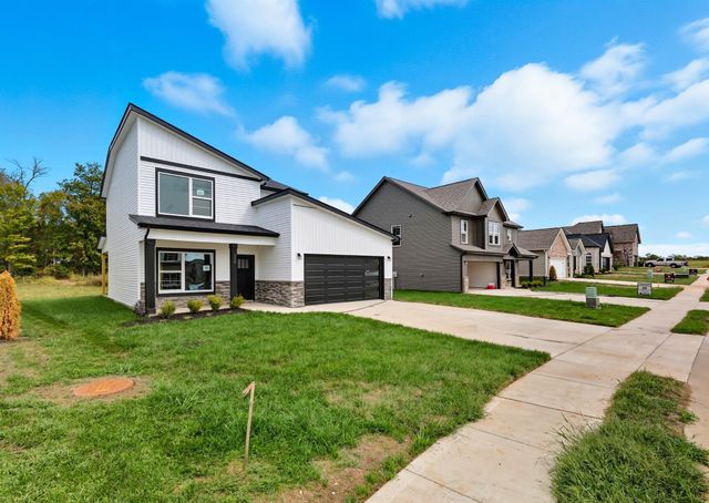 520 Ayden Ln, Clarksville, TN 37042
