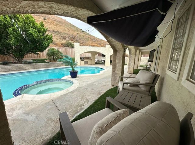 11296 Heathcliff, Riverside, CA 92505