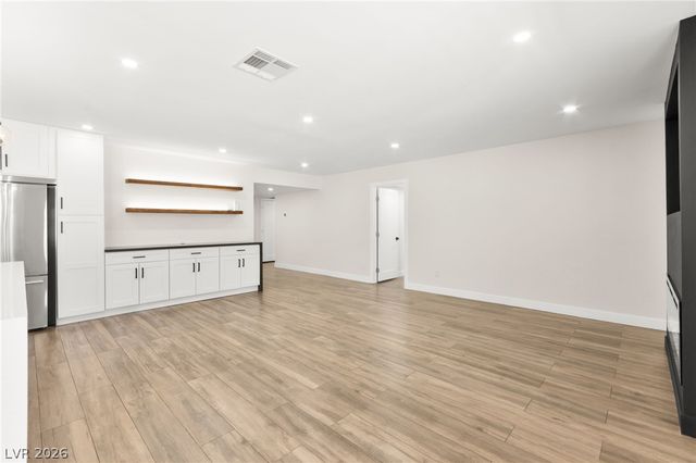 5133 Laurelwood Avenue, Las Vegas, NV 89122