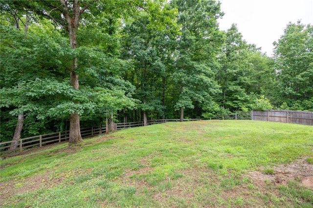419 Shoals Trail, Dallas, GA 30132