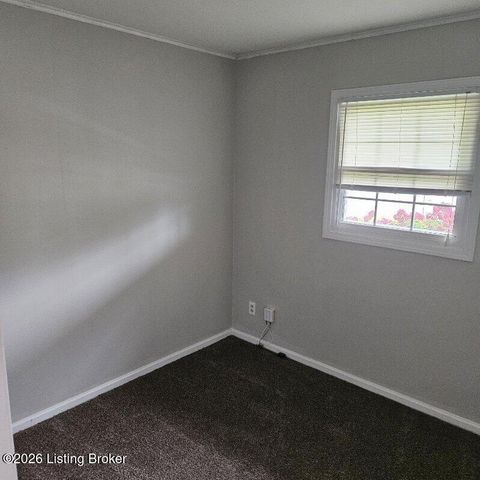 3649 Stanton Blvd, Louisville, KY 40220