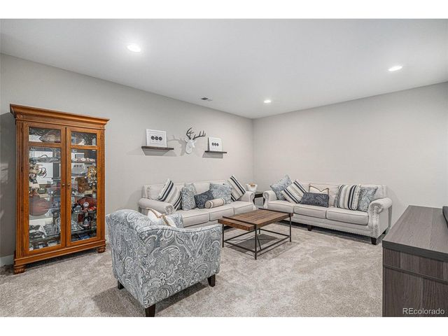 21789 E Tufts Dr, Aurora, CO 80015