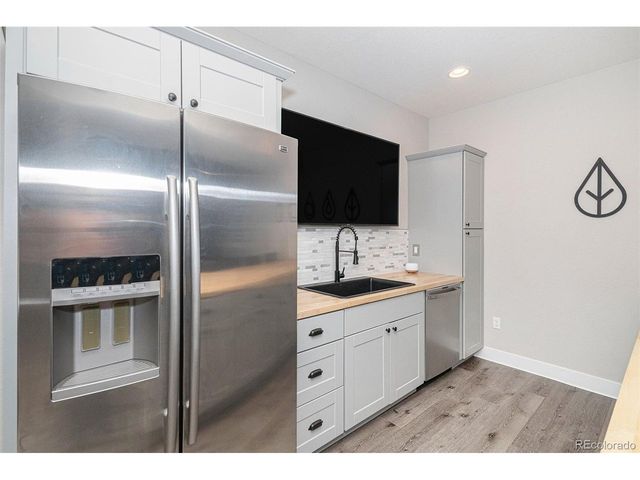 21789 E Tufts Dr, Aurora, CO 80015