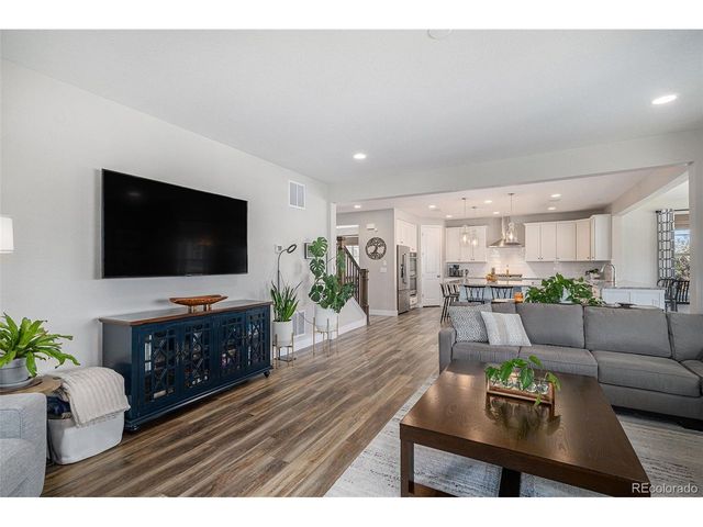 21789 E Tufts Dr, Aurora, CO 80015