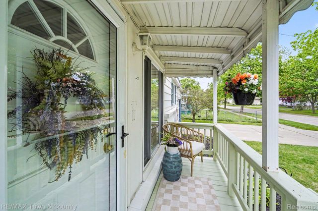 207 Labian Drive, Flushing, MI 48433