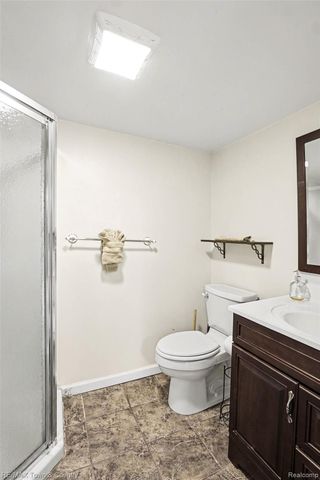 207 Labian Drive, Flushing, MI 48433