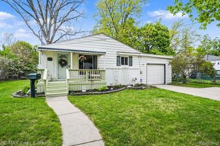 207 Labian Drive, Flushing, MI 48433