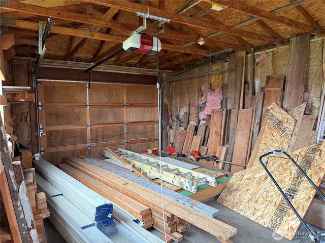 490 W Spruce Street, Sequim, WA 98382