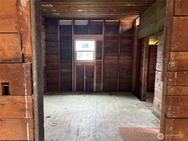 490 W Spruce Street, Sequim, WA 98382