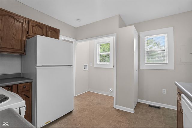 933 N Routiers Avenue, Indianapolis, IN 46219