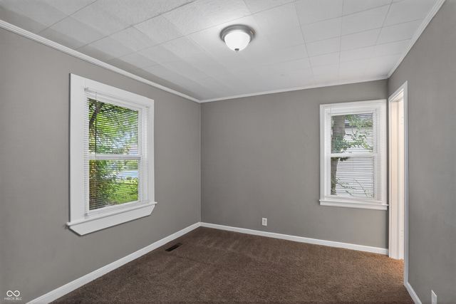 933 N Routiers Avenue, Indianapolis, IN 46219
