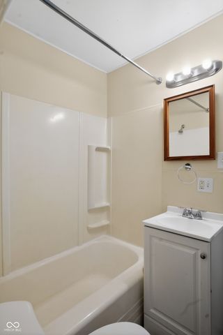 933 N Routiers Avenue, Indianapolis, IN 46219