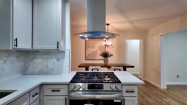 11343 Lippitt Avenue, Dallas, TX 75218