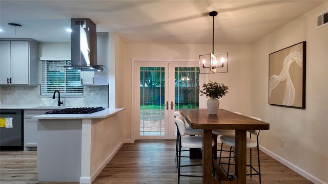 11343 Lippitt Avenue, Dallas, TX 75218