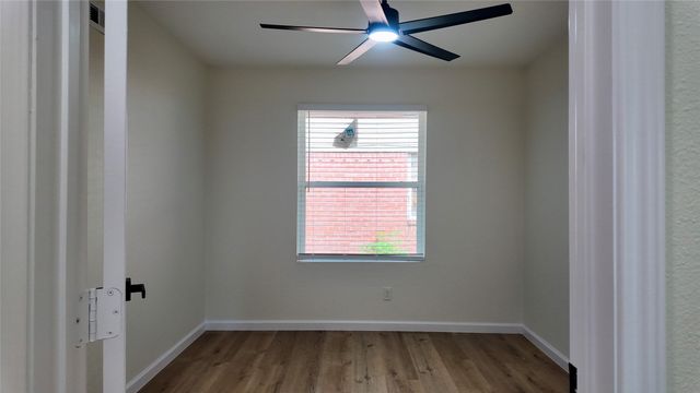 11343 Lippitt Avenue, Dallas, TX 75218