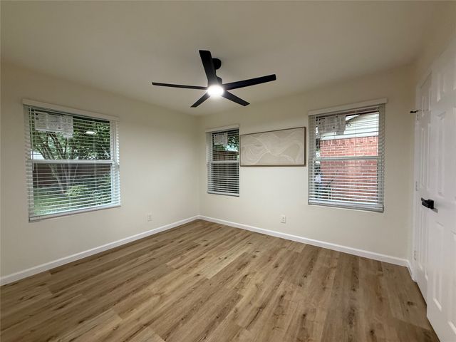 11343 Lippitt Avenue, Dallas, TX 75218