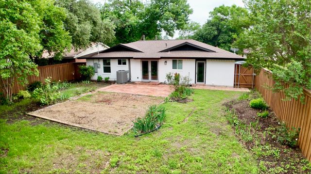 11343 Lippitt Avenue, Dallas, TX 75218